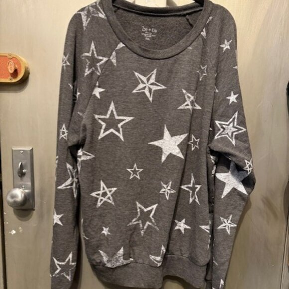 Grey & White Star Raglan Sweatshirt - NWOT - Picture 4 of 16